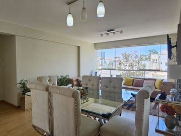 VENTA HERMOSO DUPLEX EN URB. LAS VIOLETAS SURCO