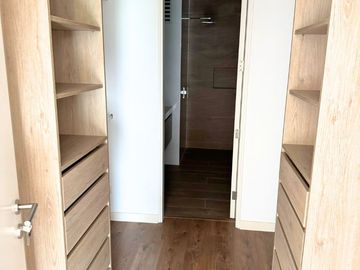 VENTA DE EXCLUSIVO DEPARTAMENTO EN SAN ISIDRO