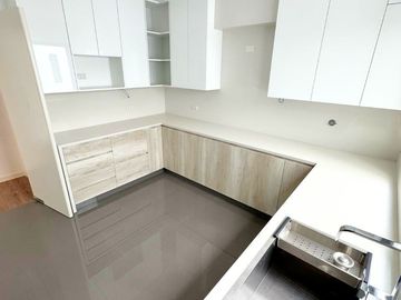 VENTA DE EXCLUSIVO DEPARTAMENTO EN SAN ISIDRO