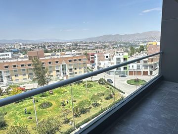 ¡VIVE CON ESTILO Y CONFORT EN ESTE EXCLUSIVO DÚPLEX CON VISTA A PARQUE!