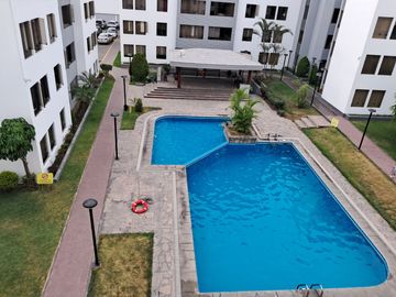 Venta de Departamento 3 Dormitorios, Cochera en Urb. Golf Los Incas, Surco
