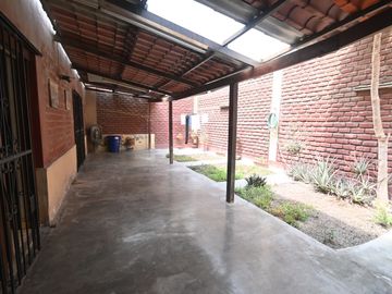 VENDO CASA DE 206 M² 3 PISOS - CHACLACAYO