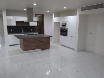Exclusiva Residencia en Venta en Arauca Bosque Residencial, Zapopan