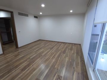 Exclusiva Residencia en Venta en Arauca Bosque Residencial, Zapopan