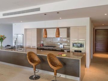 Departamento con playa privada en venta en La Cruz
