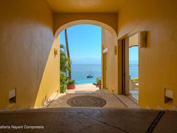 Villa de lujo frente al mar en venta en La Cruz