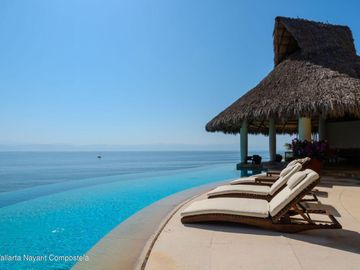 Villa de lujo frente al mar en venta en La Cruz
