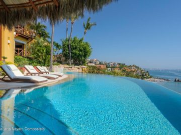 Villa de lujo frente al mar en venta en La Cruz