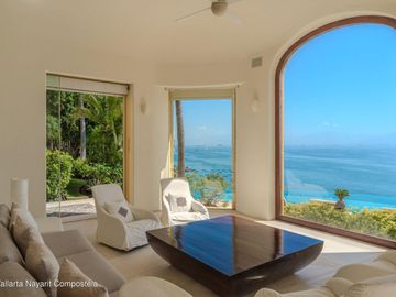 Villa de lujo frente al mar en venta en La Cruz