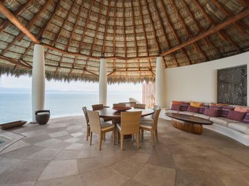 Villa de lujo frente al mar en venta en La Cruz