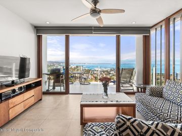 Departamento con vista al mar en venta en La Cruz