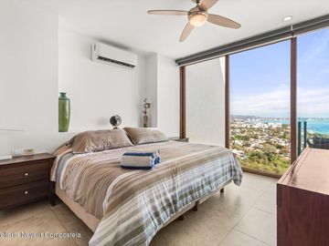 Departamento con vista al mar en venta en La Cruz