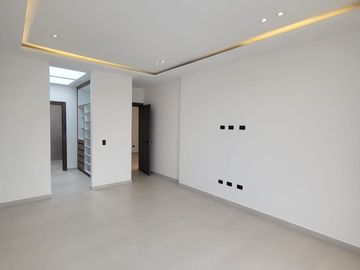En venta lujosa y moderna casa en proyecto en Isla Celeste etapa Babor, Samborondon