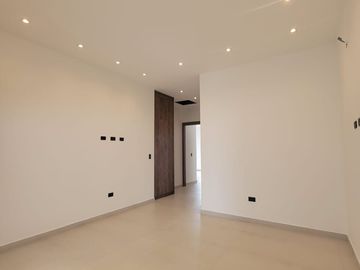 En venta lujosa y moderna casa en proyecto en Isla Celeste etapa Babor, Samborondon