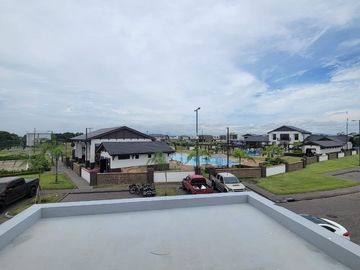 En venta lujosa y moderna casa en proyecto en Isla Celeste etapa Babor, Samborondon