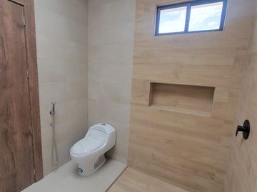 En venta lujosa y moderna casa en proyecto en Isla Celeste etapa Babor, Samborondon