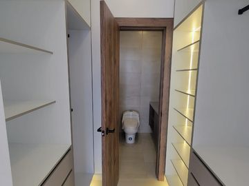 En venta lujosa y moderna casa en proyecto en Isla Celeste etapa Babor, Samborondon