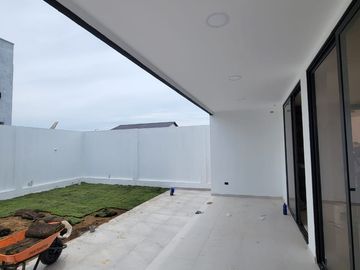 En venta lujosa y moderna casa en proyecto en Isla Celeste etapa Babor, Samborondon