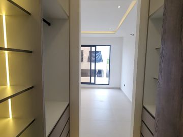 En venta lujosa y moderna casa en proyecto en Isla Celeste etapa Babor, Samborondon