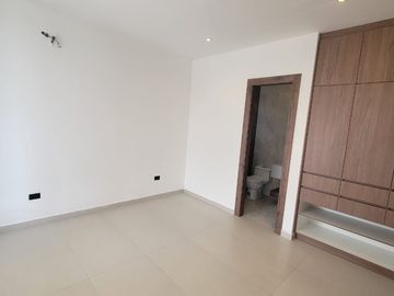 En venta lujosa y moderna casa en proyecto en Isla Celeste etapa Babor, Samborondon