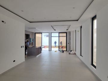 En venta lujosa y moderna casa en proyecto en Isla Celeste etapa Babor, Samborondon