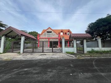 Big House & Lot For Sale in The Orchard Dasmarinas Cavite At The Back Of GolfCourse Near In Vermosa DaangHari.