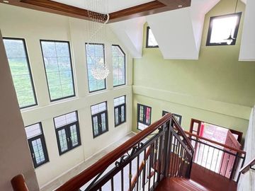 Big House & Lot For Sale in The Orchard Dasmarinas Cavite At The Back Of GolfCourse Near In Vermosa DaangHari.