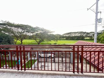 Big House & Lot For Sale in The Orchard Dasmarinas Cavite At The Back Of GolfCourse Near In Vermosa DaangHari.