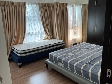 Repriced! FOR SALE: 2-Bedroom Fully Furnished Unit in Fort Palm Spring BGC