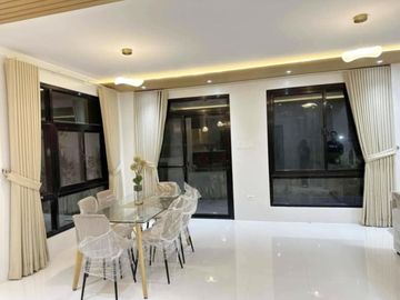 Tagaytay 4 Bedroom House and Lot For Sale with swimming pool
