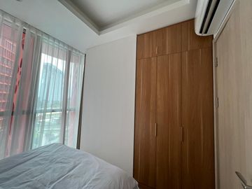Disewakan Apartemen Mewah di South Quarter – 2BR, Fully Furnished, USD 2.000/bln Minimal 1 Tahun