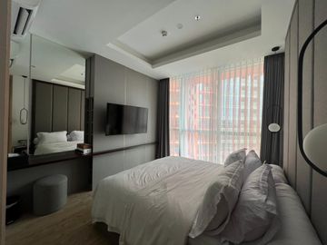 Disewakan Apartemen Mewah di South Quarter – 2BR, Fully Furnished, USD 2.000/bln Minimal 1 Tahun