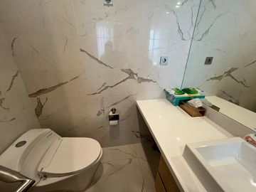 Disewakan Apartemen Mewah di South Quarter – 2BR, Fully Furnished, USD 2.000/bln Minimal 1 Tahun