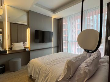 Disewakan Apartemen Mewah di South Quarter – 2BR, Fully Furnished, USD 2.000/bln Minimal 1 Tahun