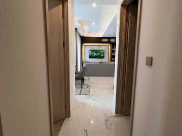 Disewakan Apartemen Mewah di South Quarter – 2BR, Fully Furnished, USD 2.000/bln Minimal 1 Tahun