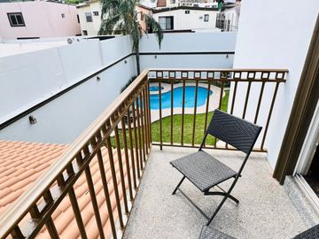 Casa en Venta, Estricta Seguridad, Amueblada, De Lujo, Cumbres 4 sector, Monterrey, Nuevo León
