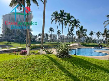 Departamento en renta mensual en contrato anual con vista al campo de golf