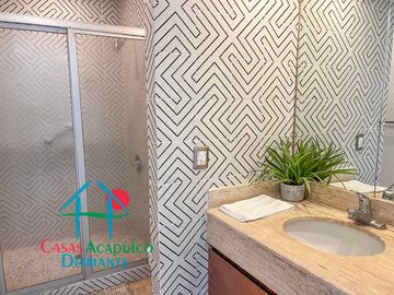 Departamento en renta mensual en contrato anual con vista al campo de golf