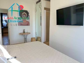 Departamento en renta mensual en contrato anual con vista al campo de golf