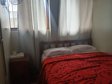 SE VENDE HOSTAL EN FUNCIONAMIENTO