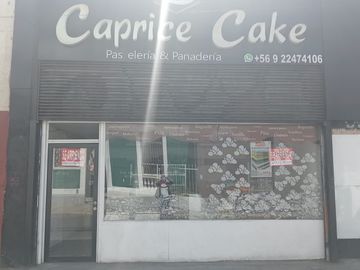Venta de 2 Locales Comerciales en Recoleta con Rentabilidad del 7%