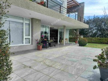 VENTA ESPECTACULAR DEPARTAMENTO EN TANDA