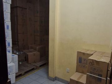 VENTA DE INMUEBLE COMERCIAL - 286M2 - 2do, 3ro y 4to piso zona
