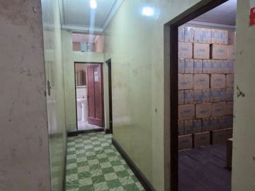 VENTA DE INMUEBLE COMERCIAL - 286M2 - 2do, 3ro y 4to piso zona