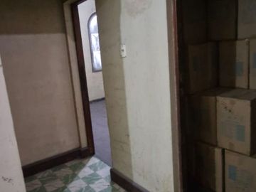 VENTA DE INMUEBLE COMERCIAL - 286M2 - 2do, 3ro y 4to piso zona