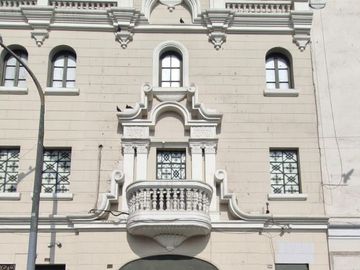 VENTA DE INMUEBLE COMERCIAL - 286M2 - 2do, 3ro y 4to piso zona
