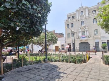 VENTA DE INMUEBLE COMERCIAL - 286M2 - 2do, 3ro y 4to piso zona