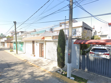 Casa 🏡 de oportunidad en Bosques de Irán 15, Bosques de Aragón, 57170 Cdad. Nezahualcóyotl,  Méx.  ✨💵
