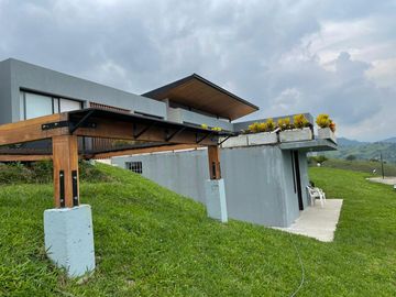 CASA CAMPESTRE EN VENTA PEREIRA EN CONDOMINIO