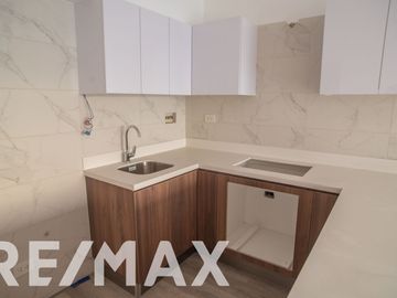 VENTA DEPARTAMENTO DUPLEX1ESTACIONAMIENTO|DEPOSITO EN MIRAFLORES 190M2